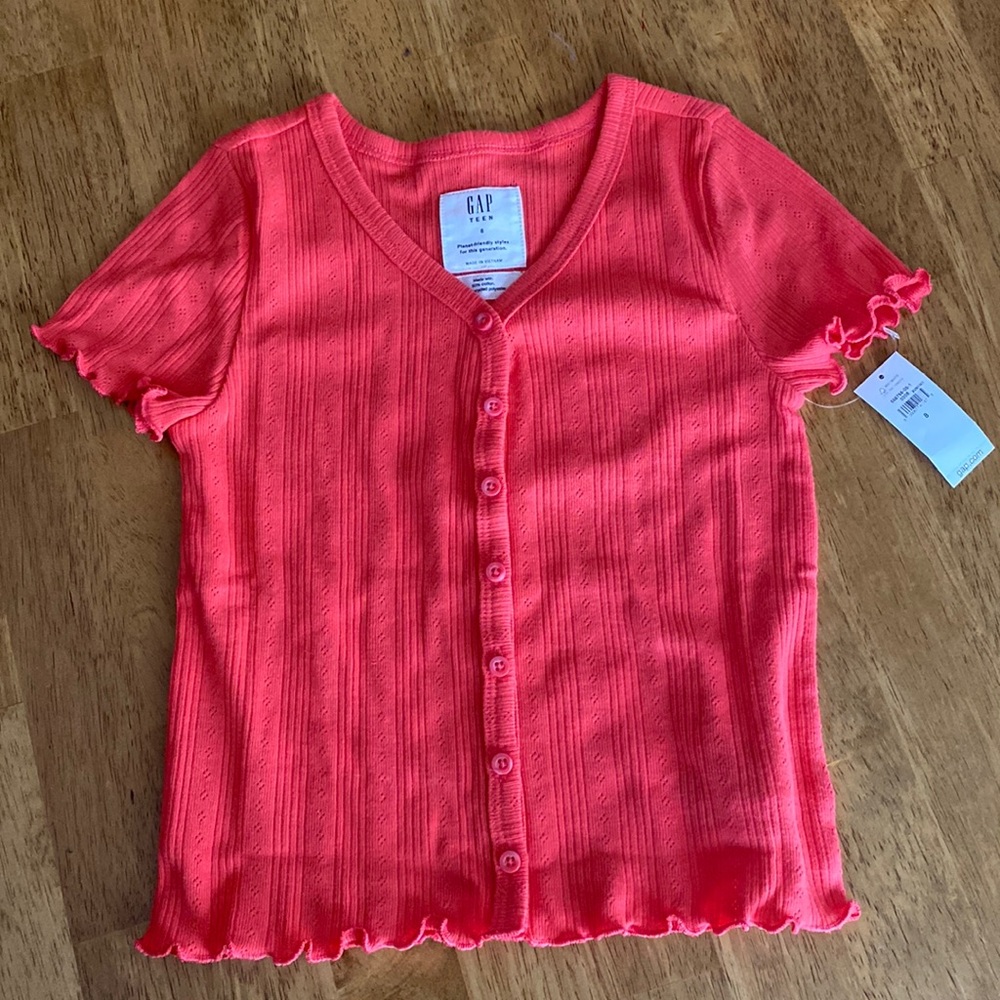 NWT Gap Teen top